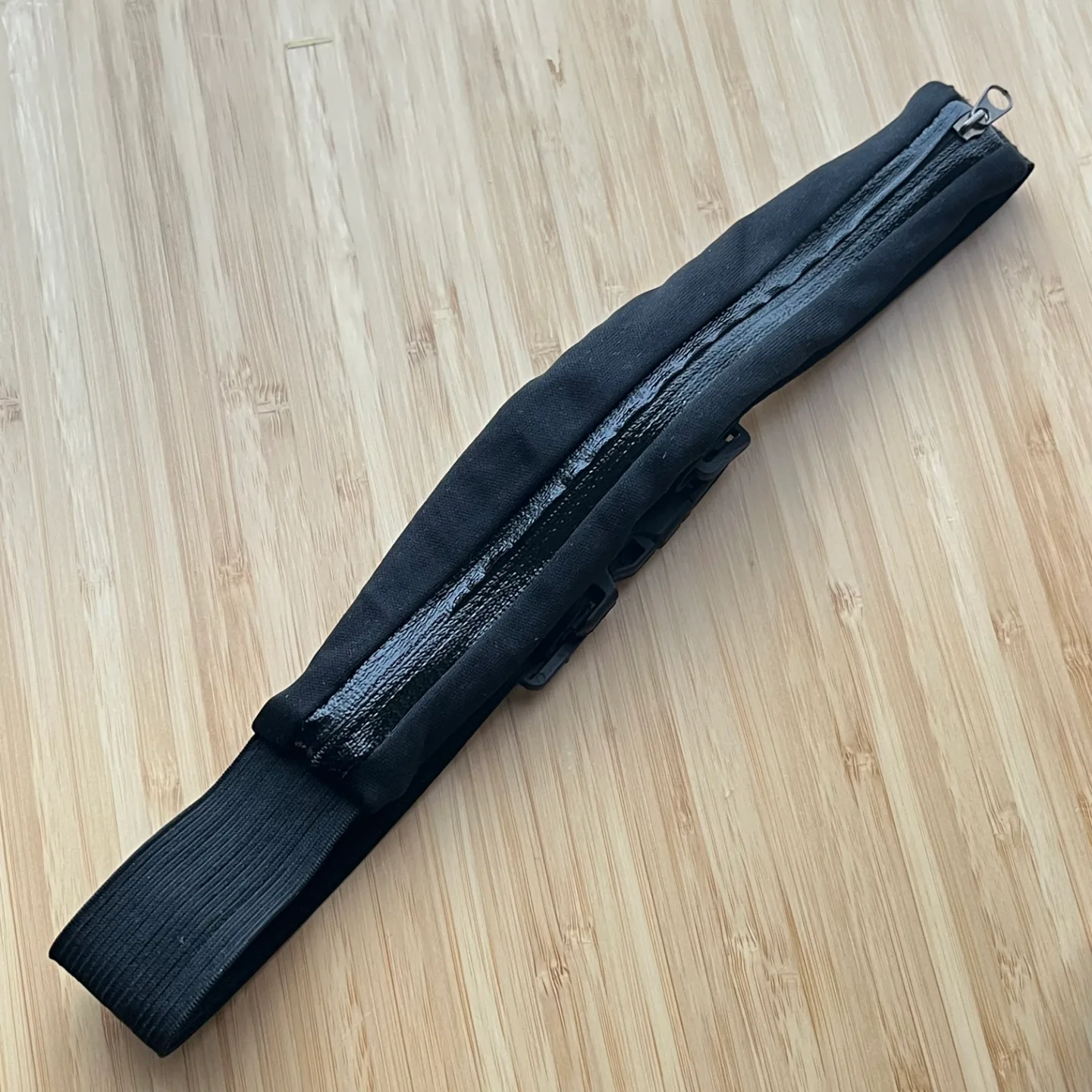 💚Black Running Belt with Zipper Pocket image indicator(2)