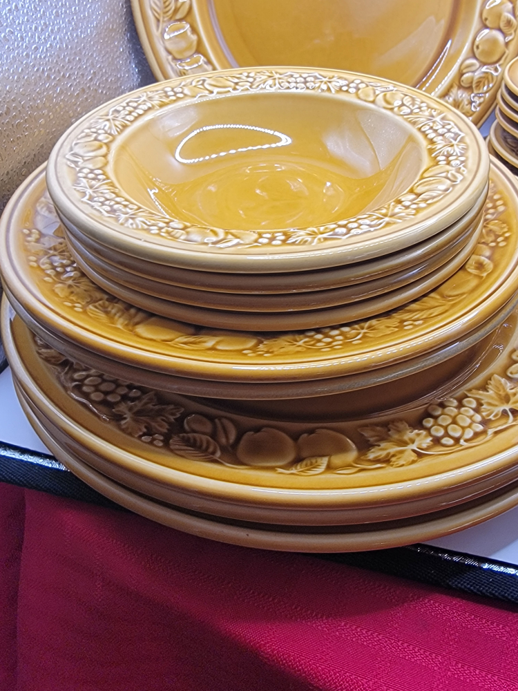 MCM Royal Worcester Crown Ware honey Orchard dishes - photo 4