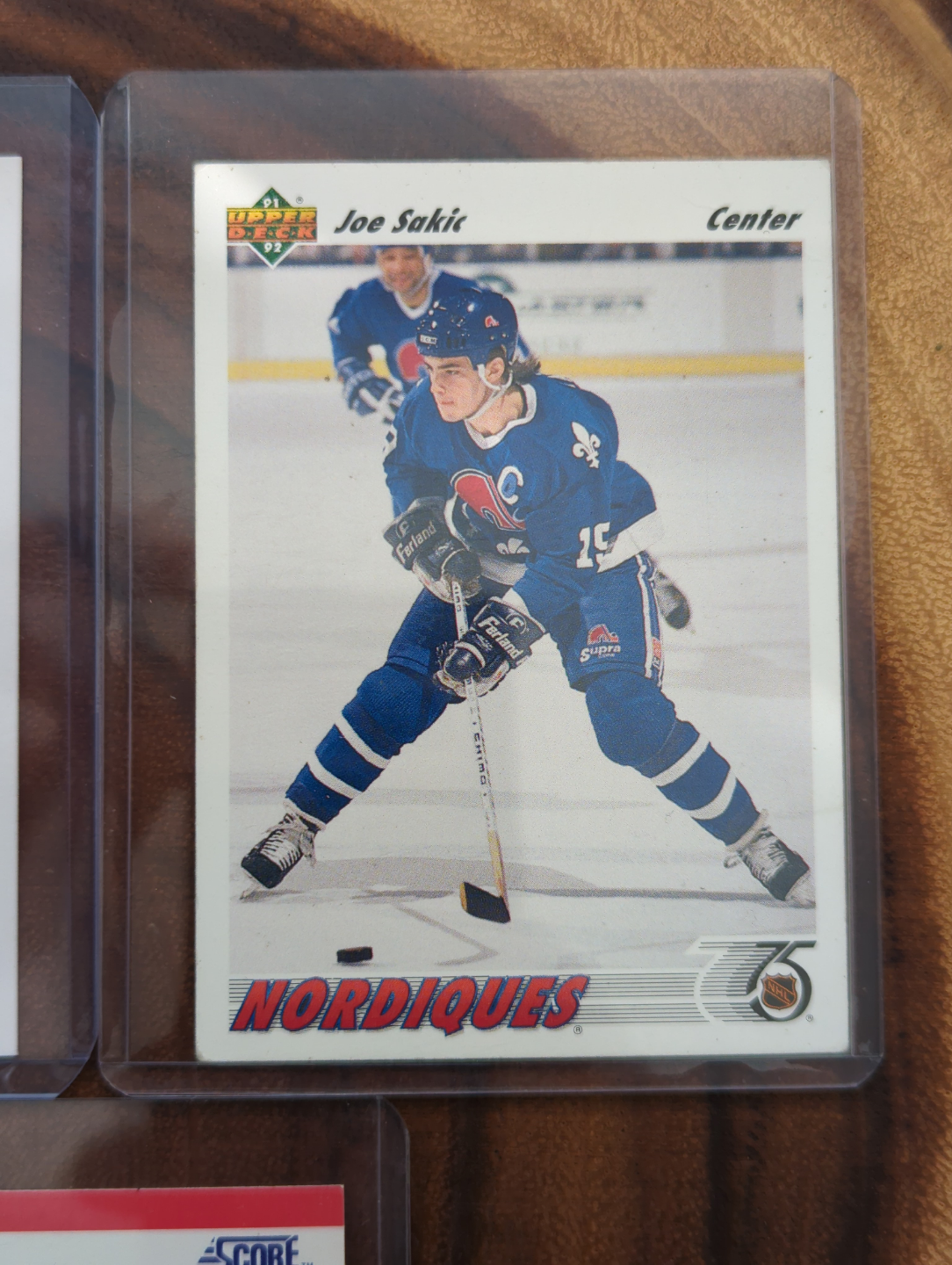 Burnaby Joe Sakic! Hockey Card Lot (5 Cards)(lot1) - photo 4