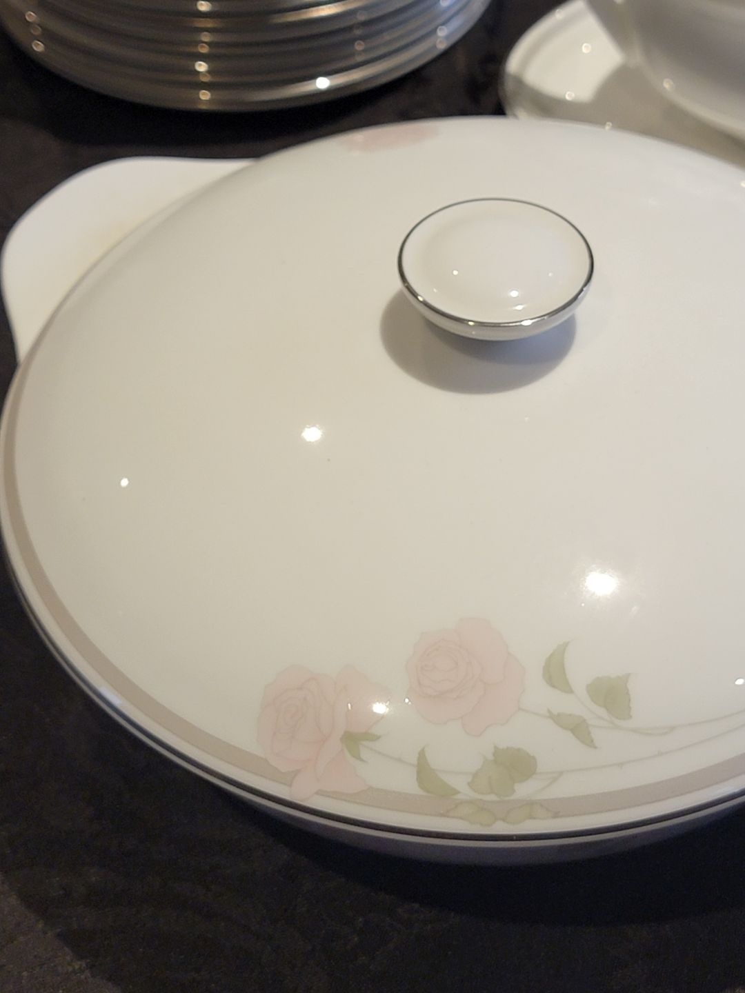 Vintage 1985 Royal Doulton Twilight Rose dinnerware set - photo 4