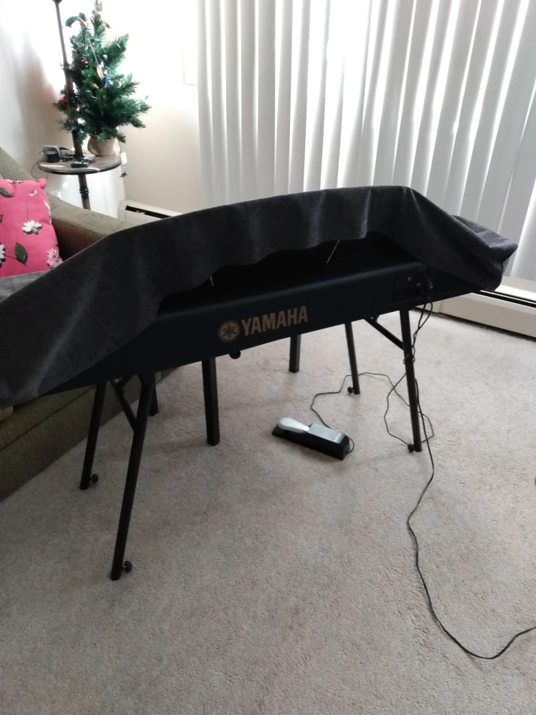 Yamaha Digital Piano with Bench and Sustain Pedal - photo 5