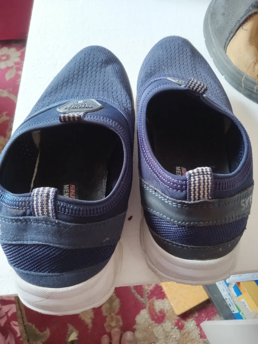 Skechers Navy Blue Slip-on Sneakers - Size 8 image indicator(6)