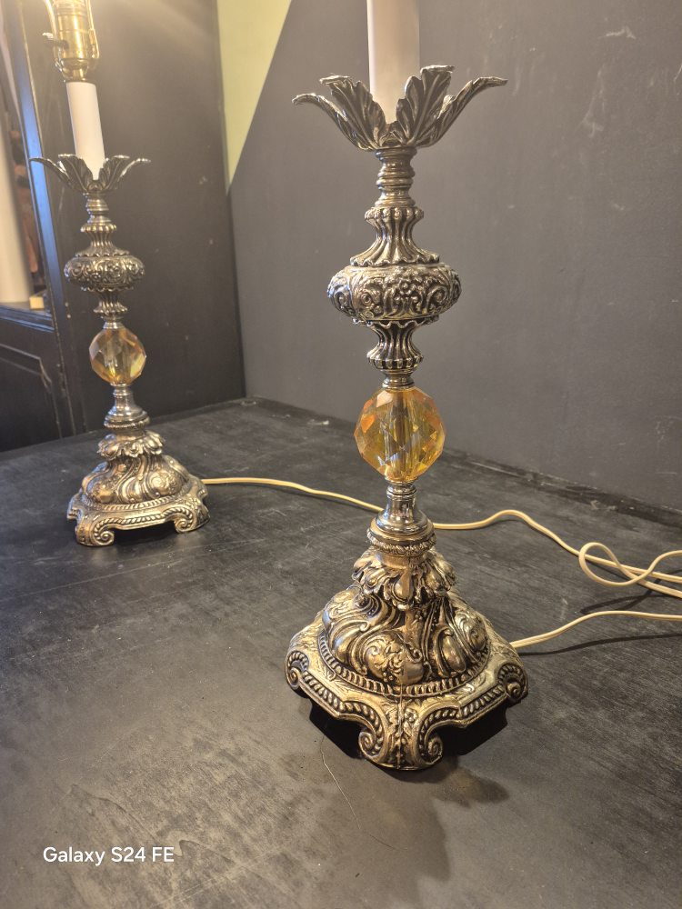 Stunning Pair of Vintage Hollywood Regency Table Lamps - photo 3