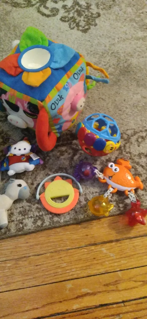 Newborn Toys image indicator(3)