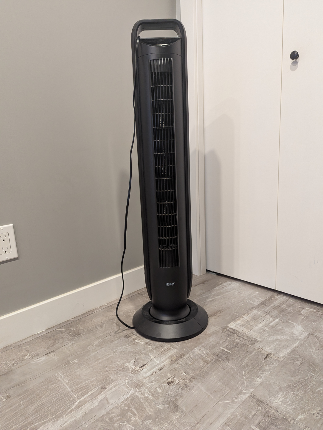 Seville Classics Oscillating Tower Fan