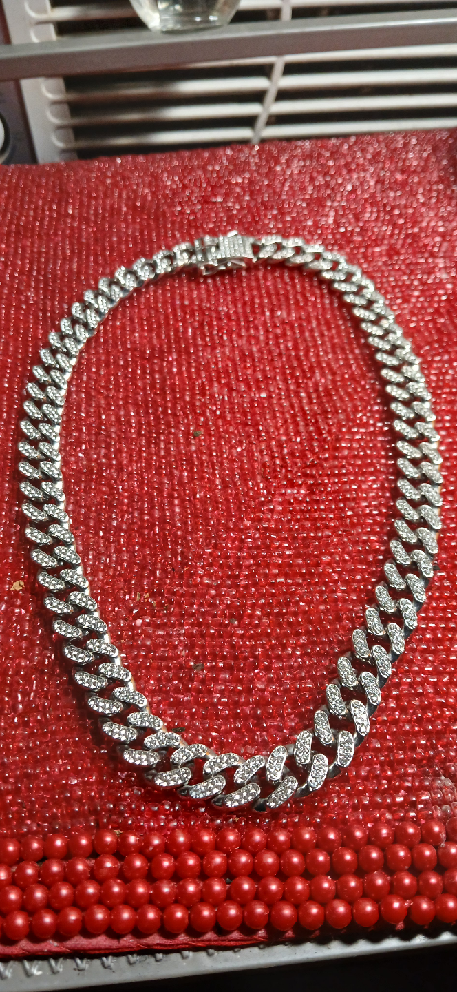 two mosanite cubin link chains 18inces each