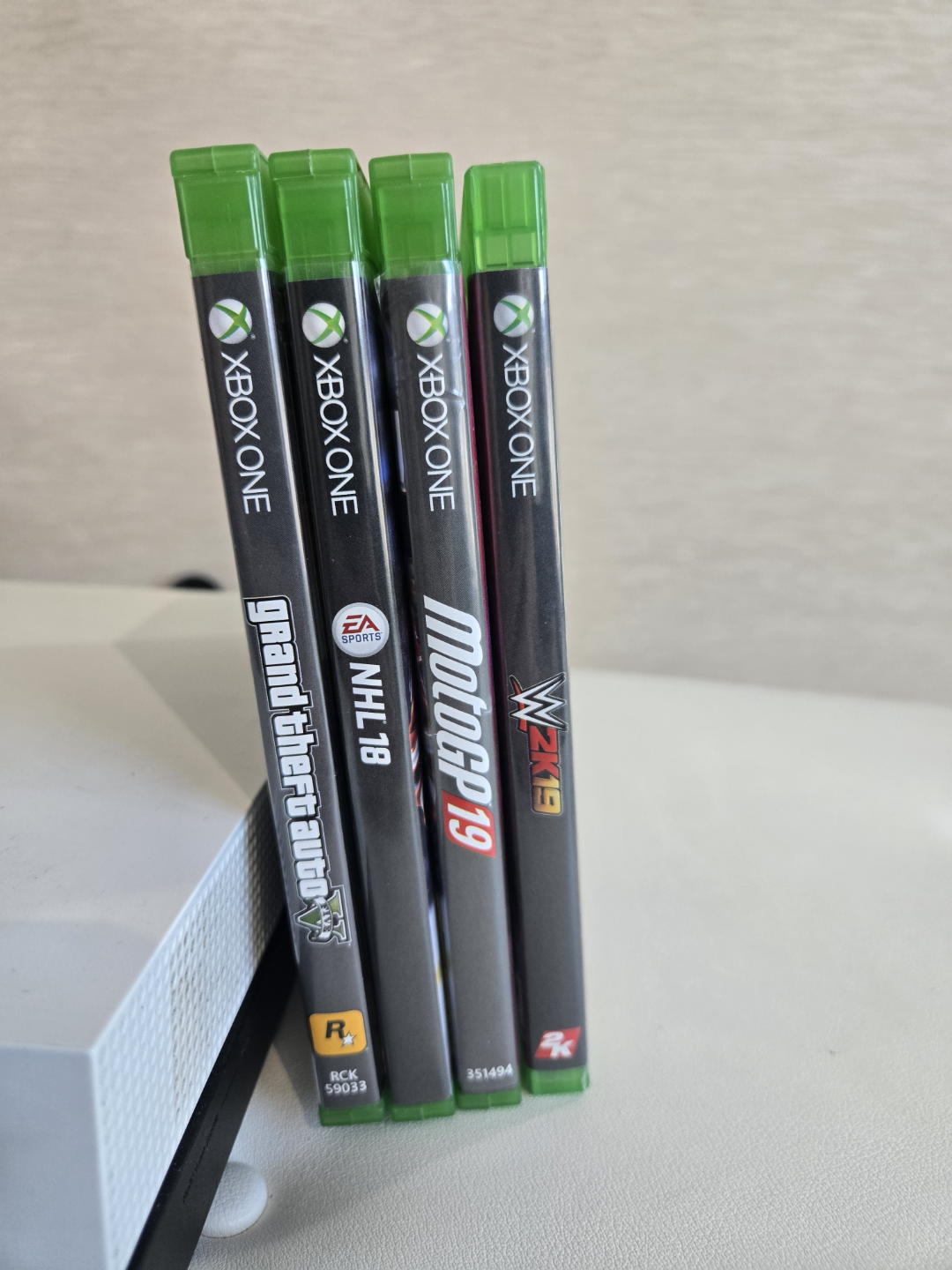 Xbox One X Console Bundle with Games and Controller - photo 2