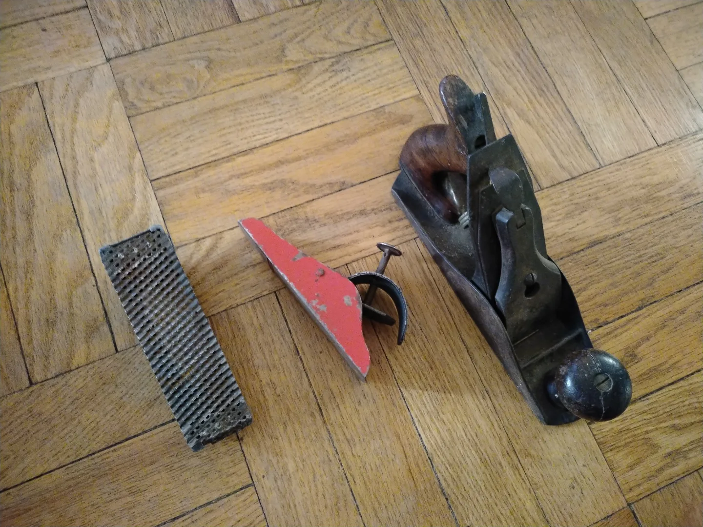 Vintage Woodworking Tools & Black & Decker Mouse Sander image indicator(3)