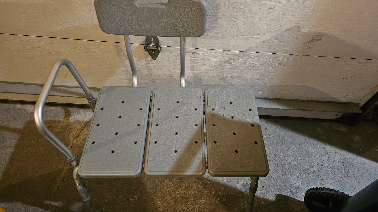 Rollator Walker and Shower Chair image indicator(2)