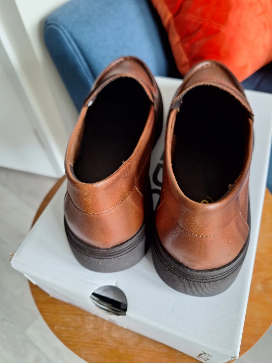 Brand new - Aldo Biglect Penny Loafers - Sz 9US/40EU image indicator(4)