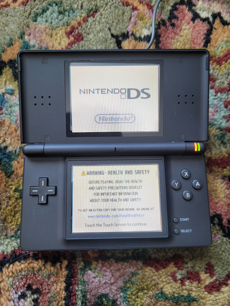 Nintendo DS Lite and Games Bundle - photo 2