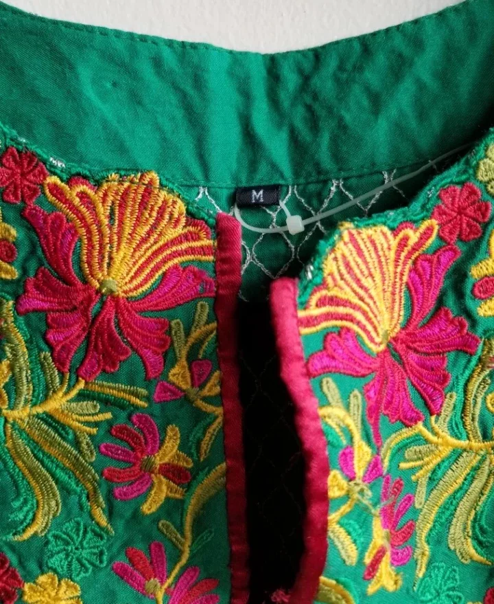 Gorgeous Green Embroidered Kurti - Size Medium💚 image indicator(3)