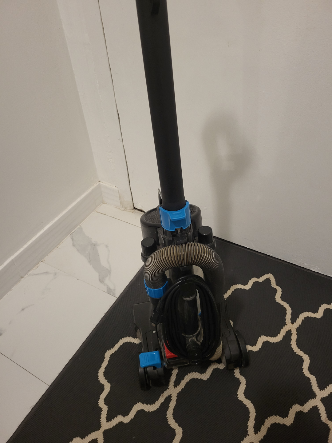 Bissell Powerforce Compact Vacuum Cleaner - photo 2