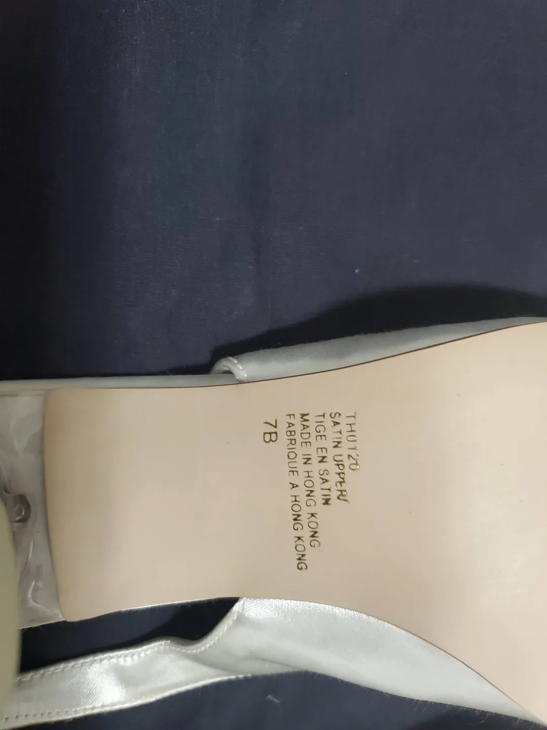 Elegant Bridal Set:  Handbag, Gloves, Necklace & Earrings, Shoes image indicator(6)