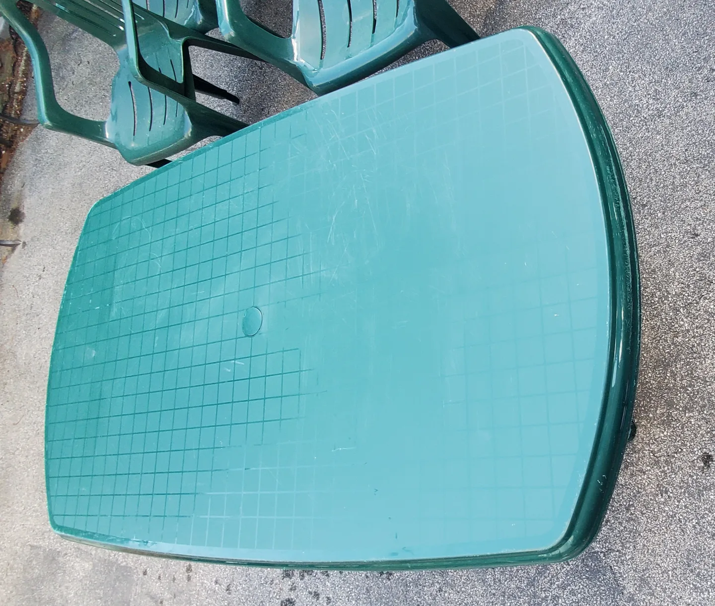 Patio Dining Set Green image indicator(7)