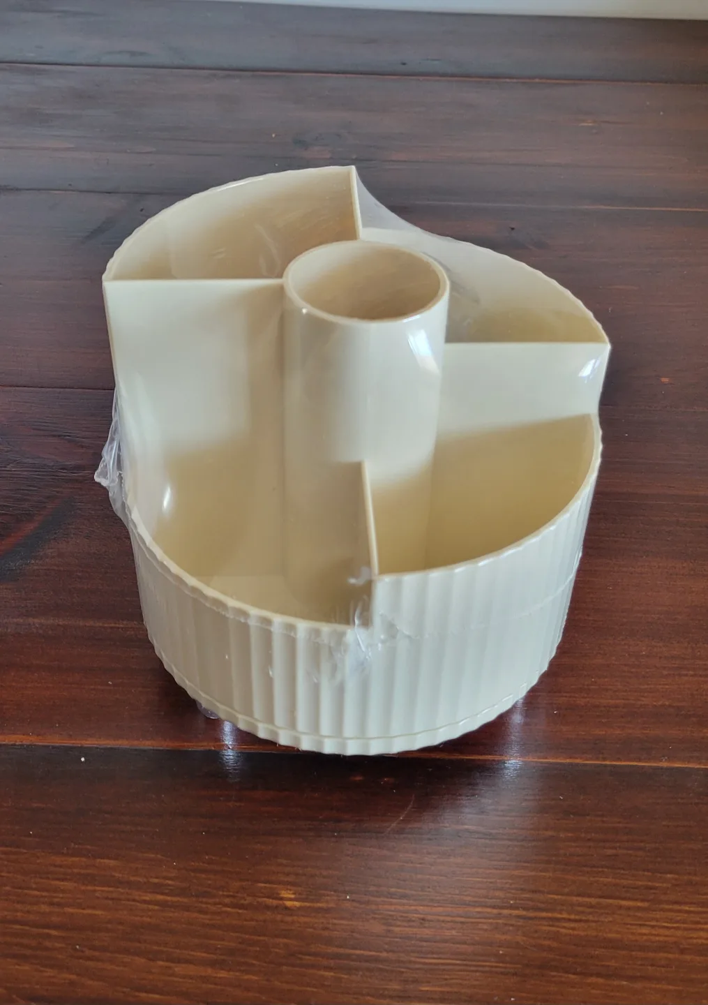 BNIB Rotating Makeup Brush Organizer image indicator(2)