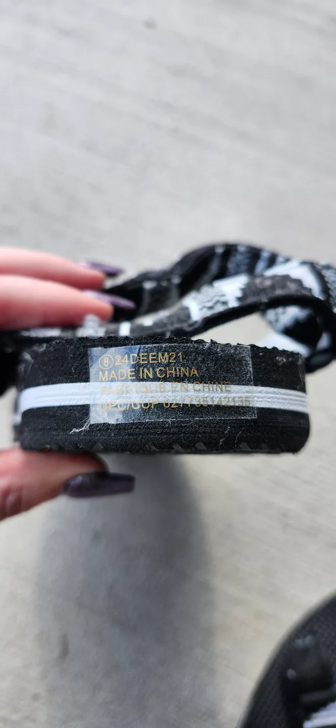 Athletic Works Women's Sandals Size 8 image indicator(3)