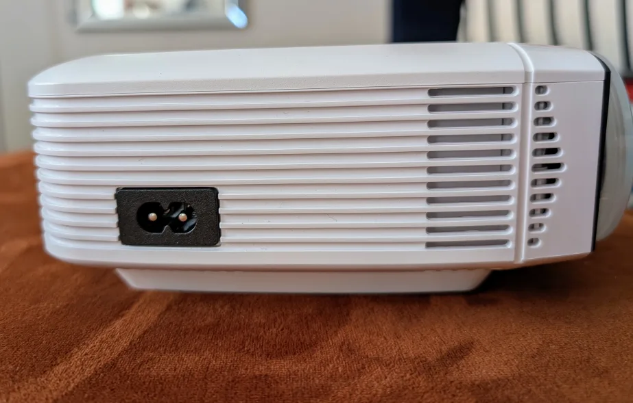 Digital Projector with Carrying Case image indicator(5)