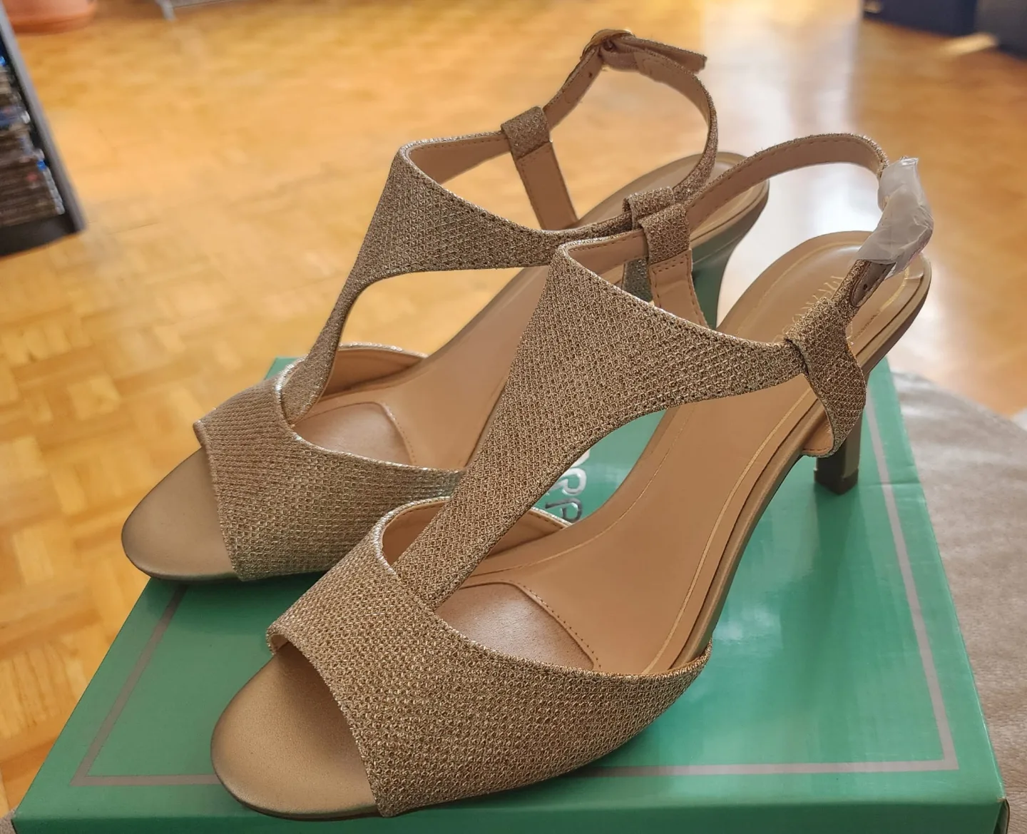 Marbella Sparkle Peep Toe Heels - Size 8.5 image indicator(3)