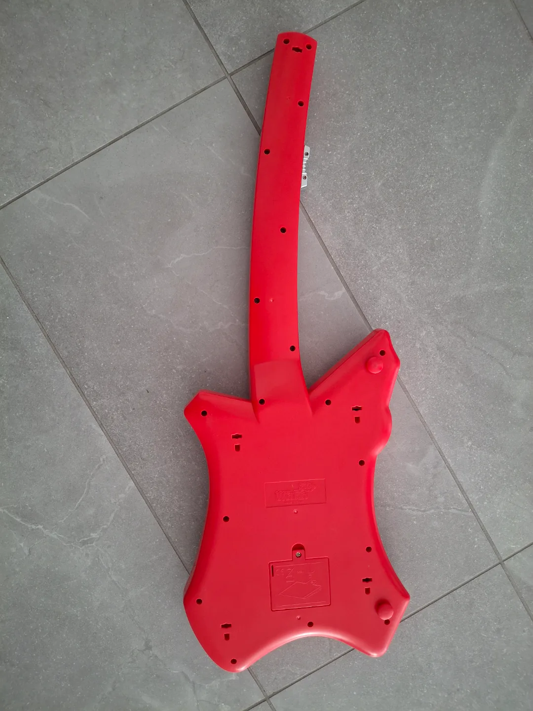 Red Toy Guitar image indicator(2)