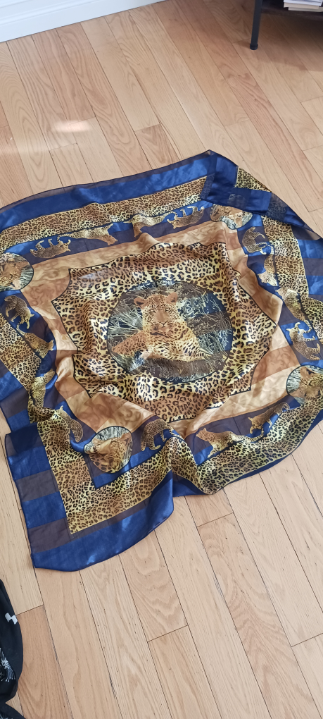 Bundle of 16 assorted silk scarves - photo 2