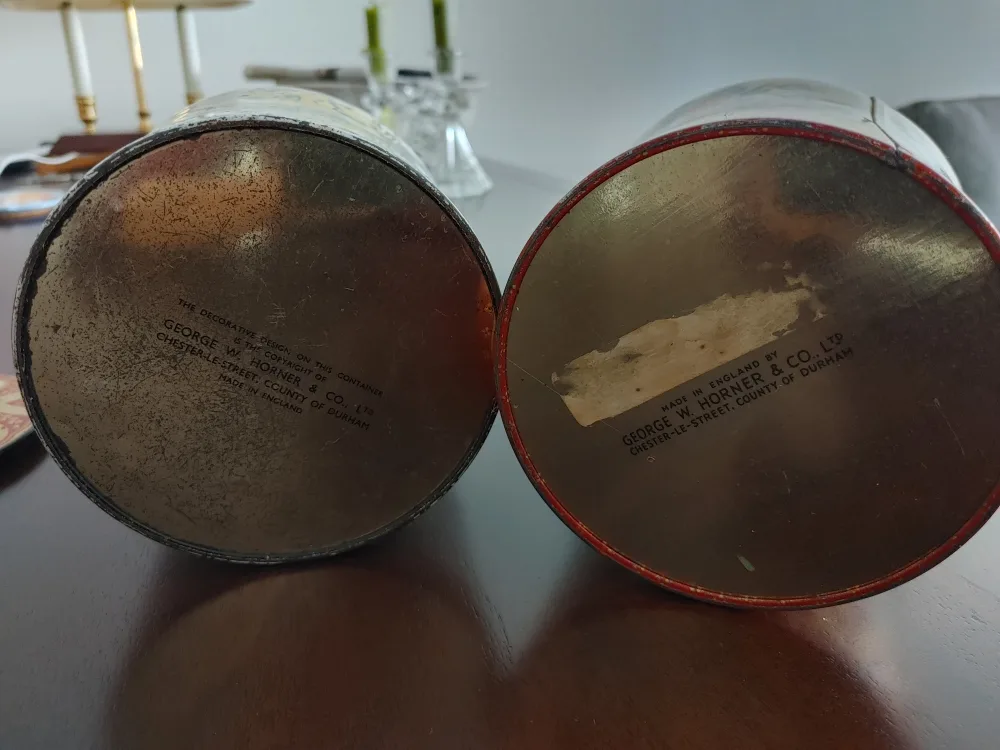 Vintage Floral Decorated Tin Canisters image indicator(3)