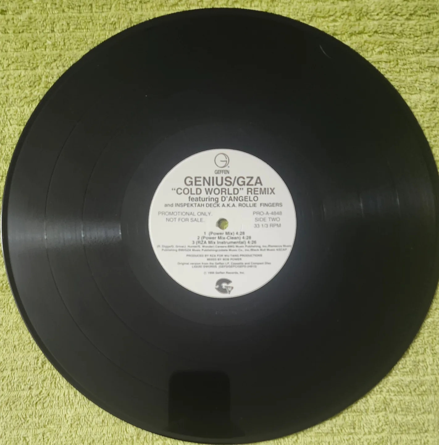 genius/GZA  "COLD WORLD" 12 PROMO SINGLE image indicator(6)