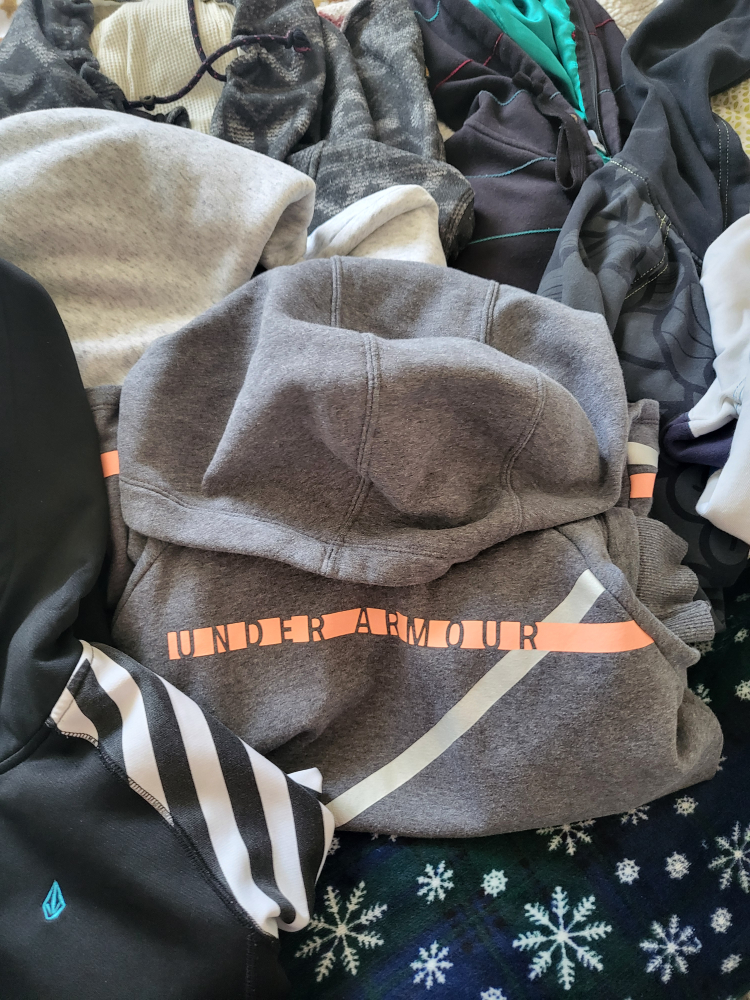 Bundle of women's clothes - photo 3