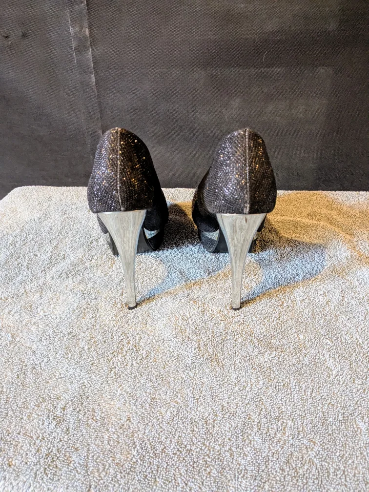 Women's Black Glitter Platform Heels image indicator(3)