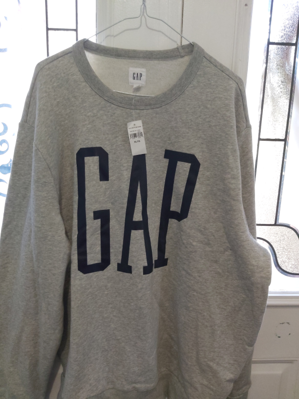 New GAP Men's XL Grey Crewneck Sweatshirt