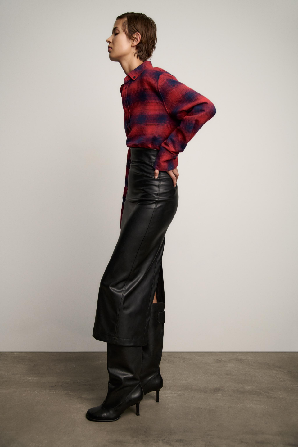 Zara Black Faux Leather Midi Skirt - photo 2