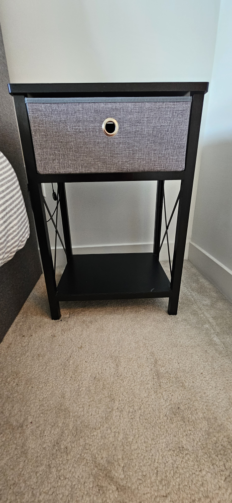 Grey Wingback Bed Frame & 2 Nightstands - photo 5