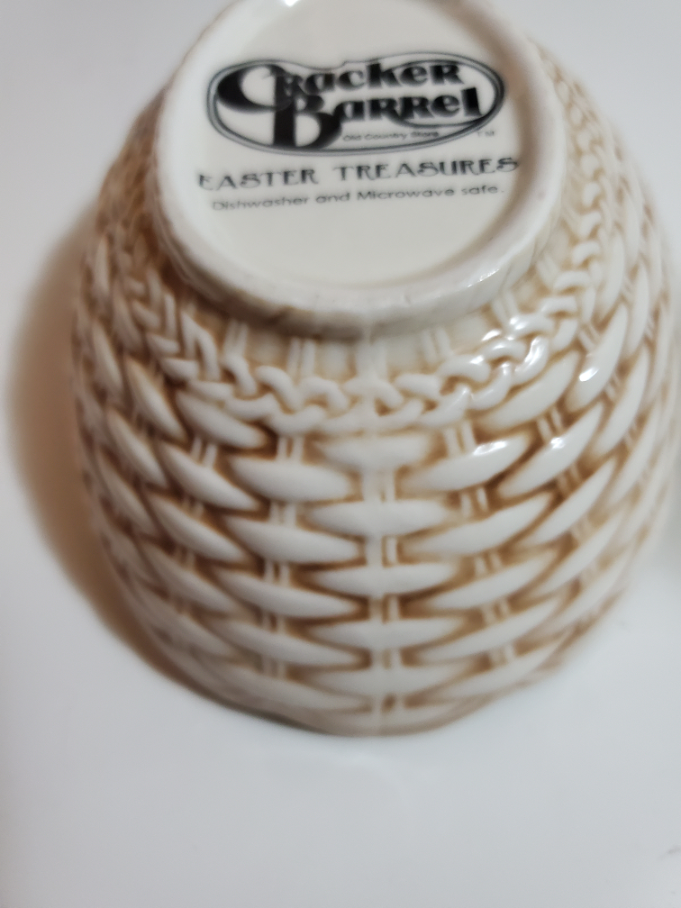 Cracker Barrel Easter Treasures Bunny Dish - photo 4