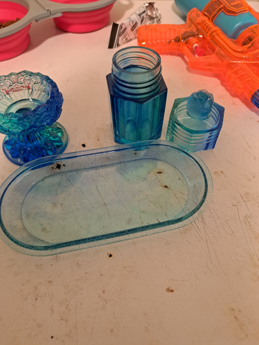 Resin Crafts -  Assorted Designs - photo 5