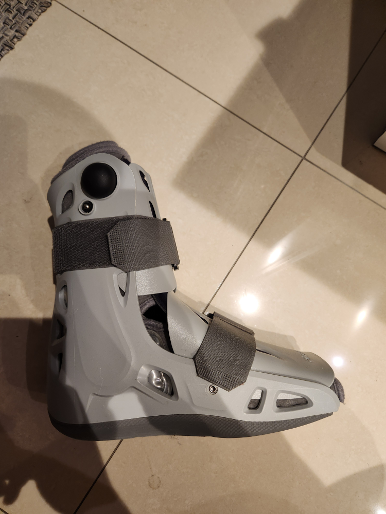 Aircast Aircast® Large Walking Boot - photo 2