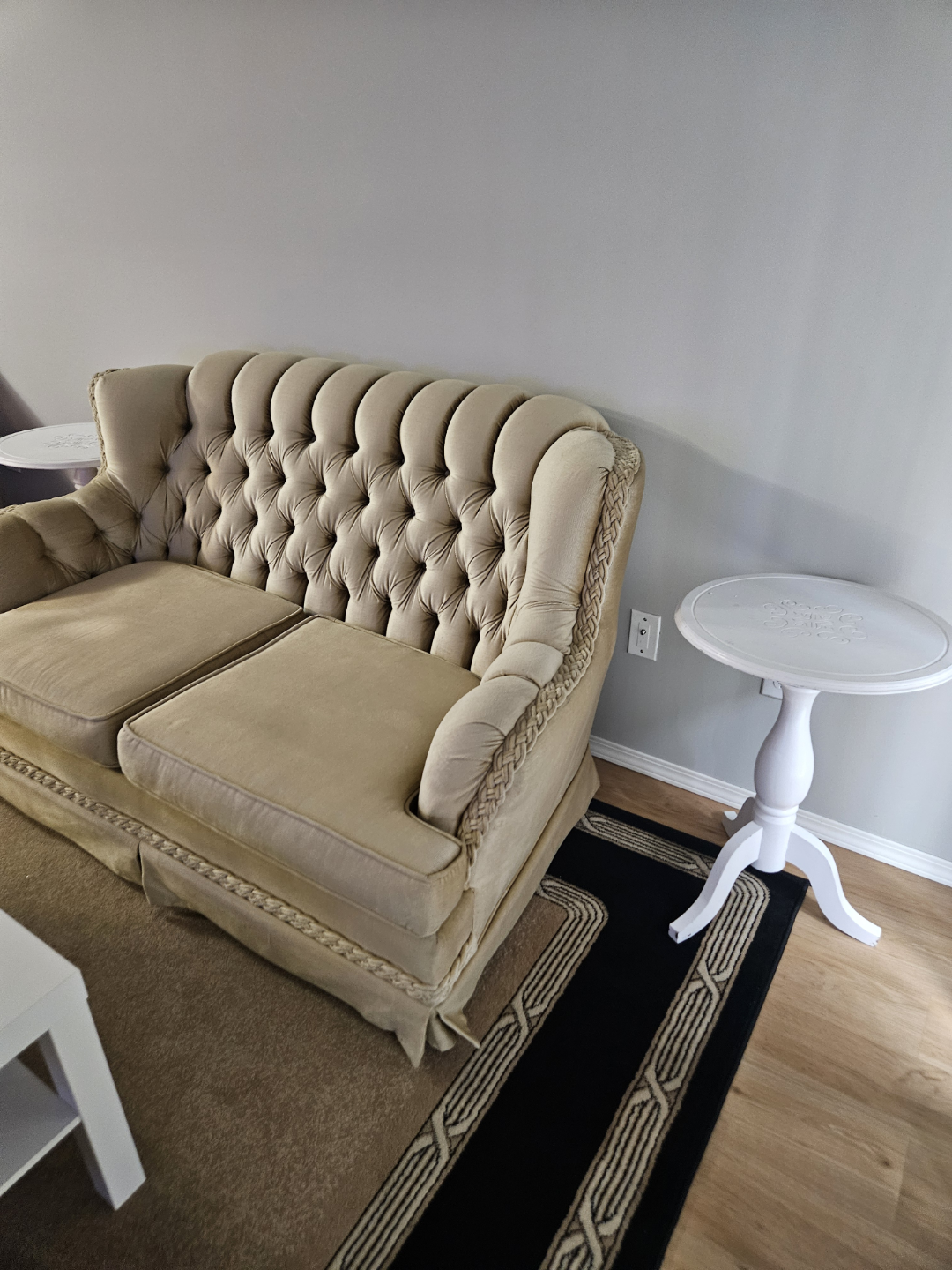 Loveseat - photo 2