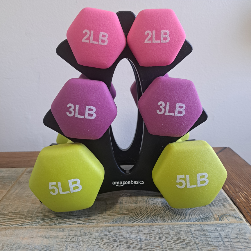 AmazonBasics Neoprene Dumbbell Set with Rack
