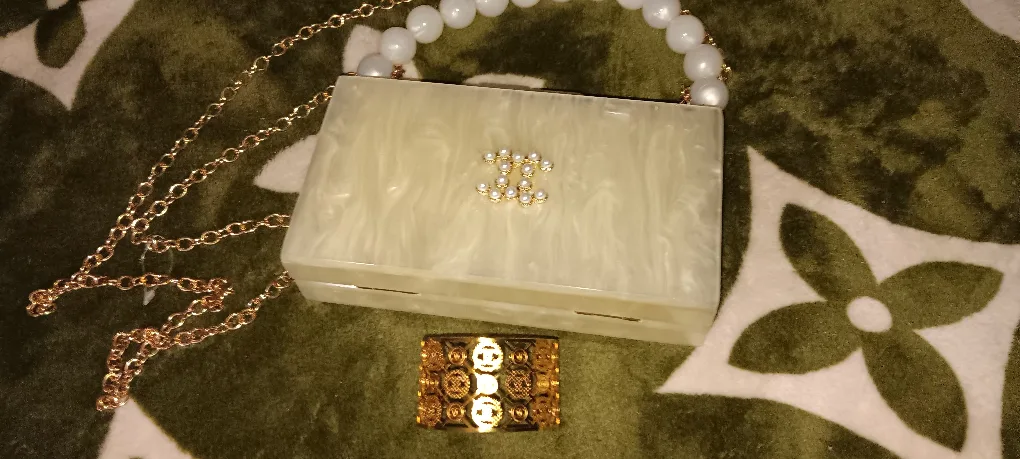 Chanel-inspired  Bracelet Set image indicator(3)