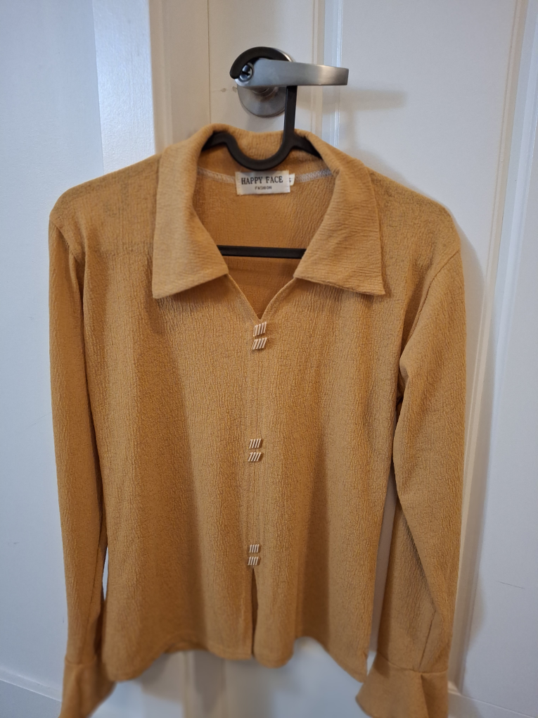 Woman blouse