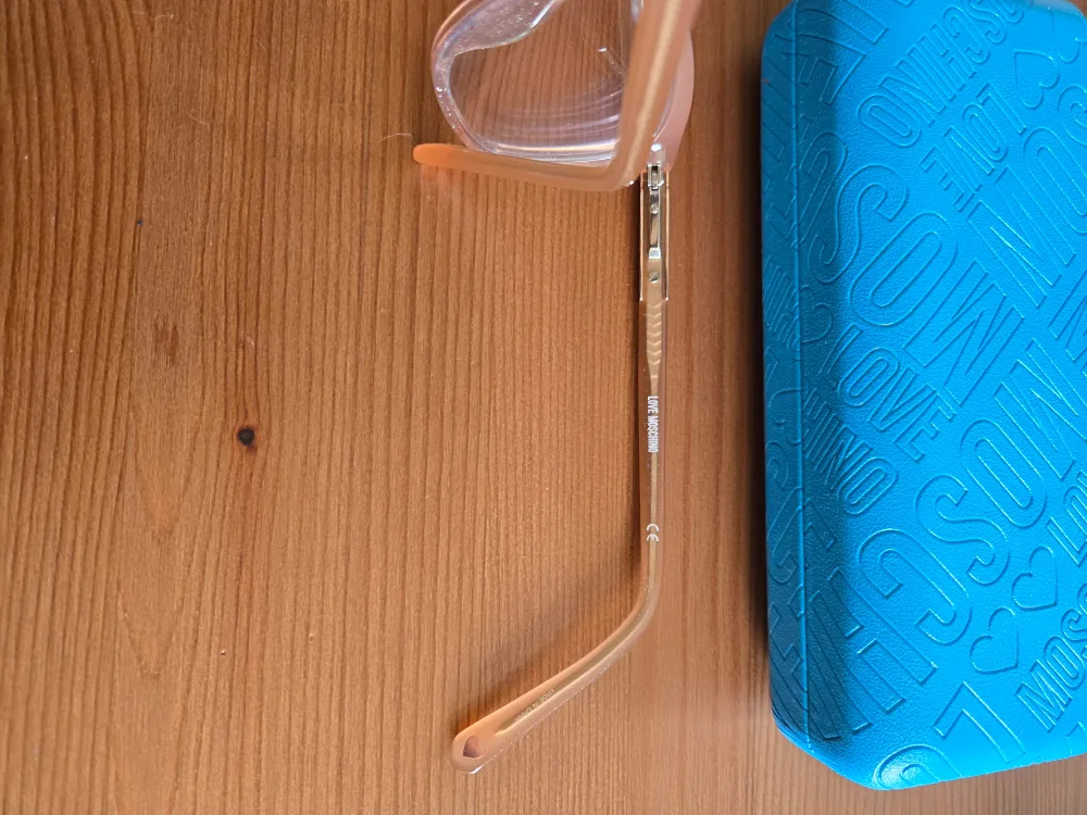 Love Moschino Prescription Eyeglasses - Pink Acetate Frame image indicator(3)