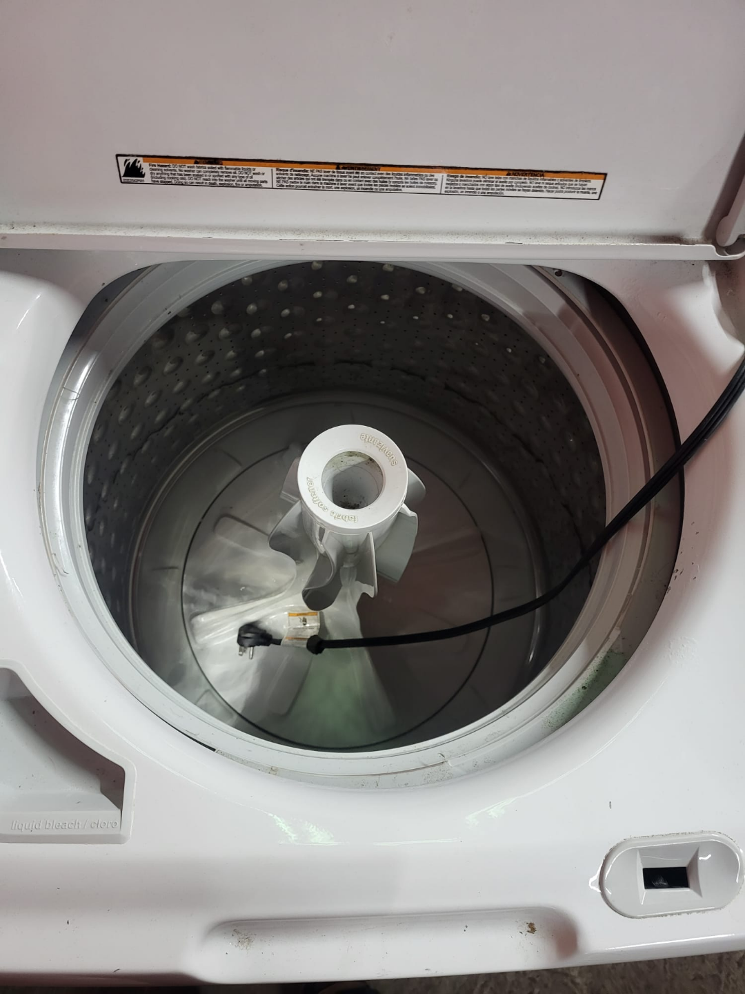 GE Top-Load Washer - Model GTW220BMWWW