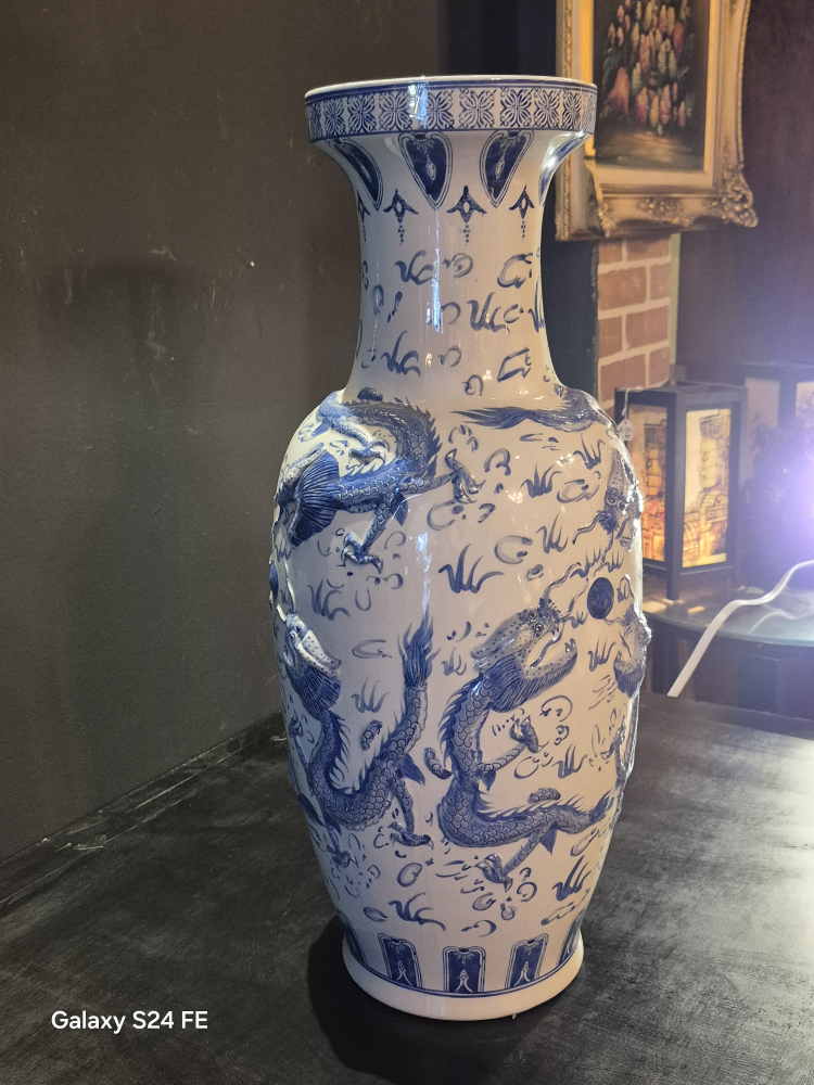 Large Blue and White Porcelain Dragon Vase - photo 2