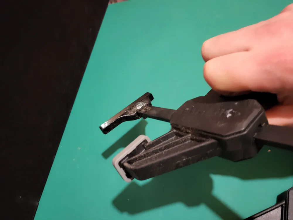 Pair of 6" Dovetail Bar Clamps image indicator(3)