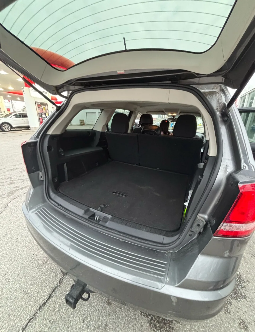 2012 Dodge Journey - Spacious SUV image indicator(4)