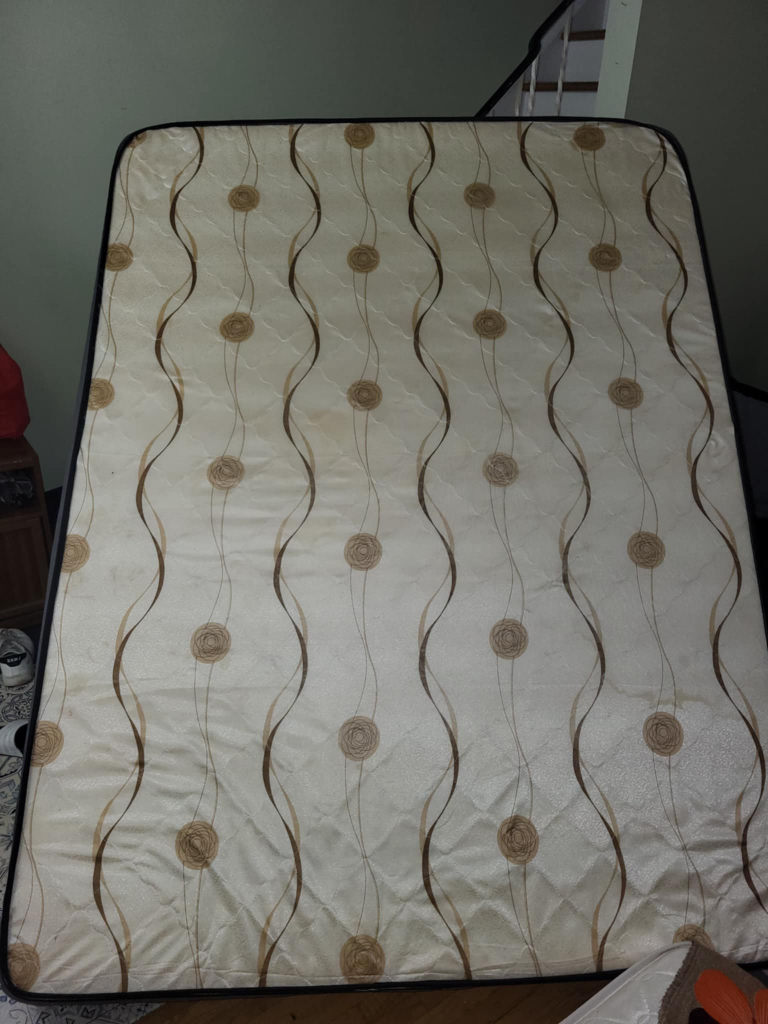 Queen Mattress - photo 2