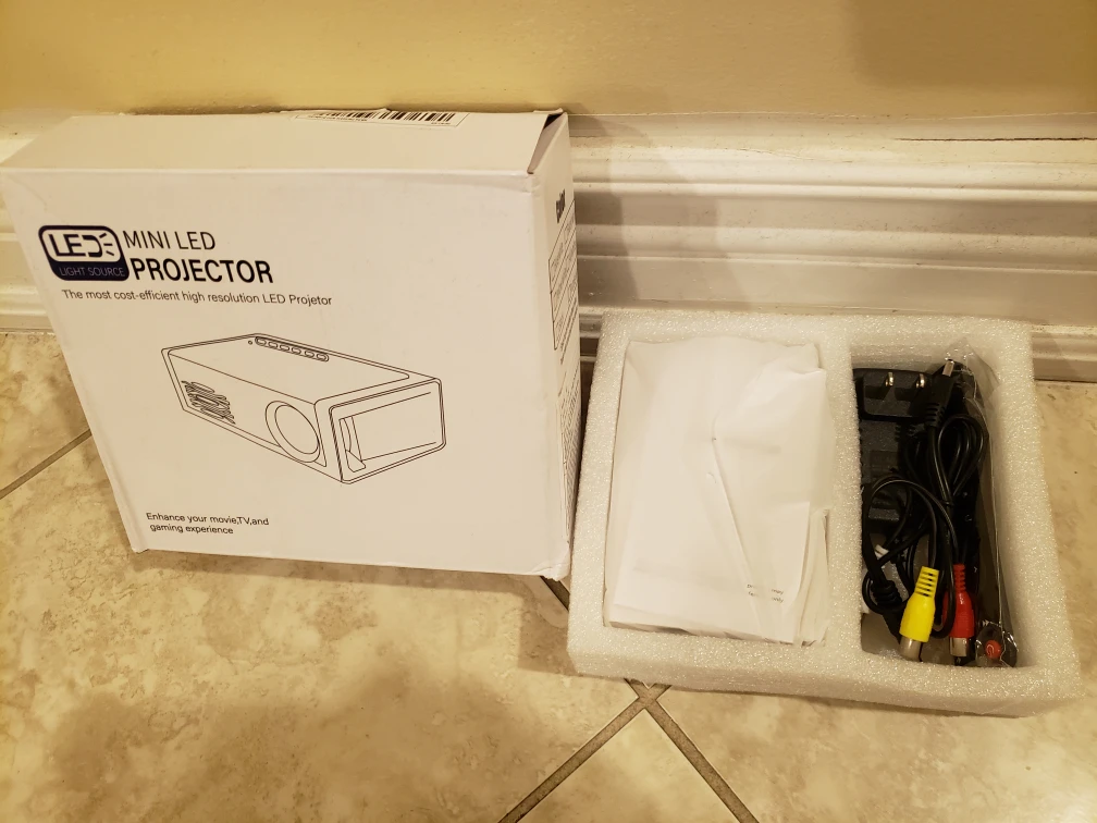 Mini LED Projector - Portable Home Theatre - photo 5