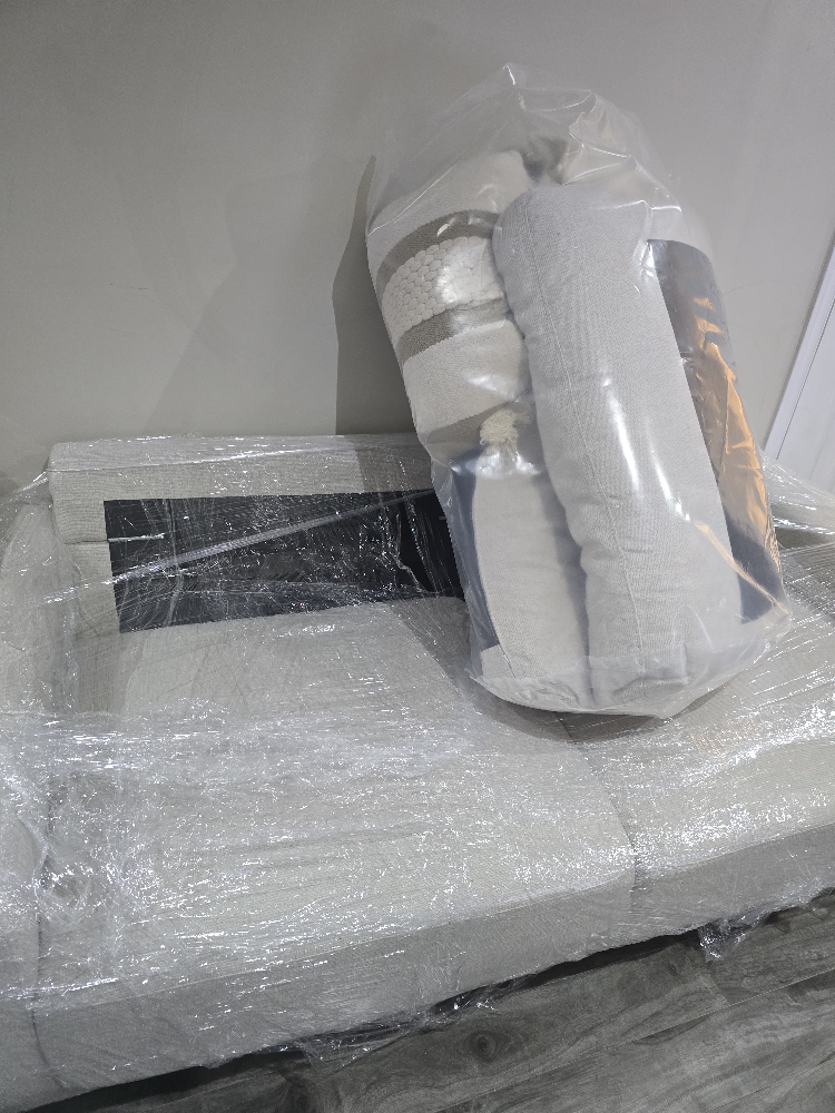 Modern Structube Beige Sofa - photo 3