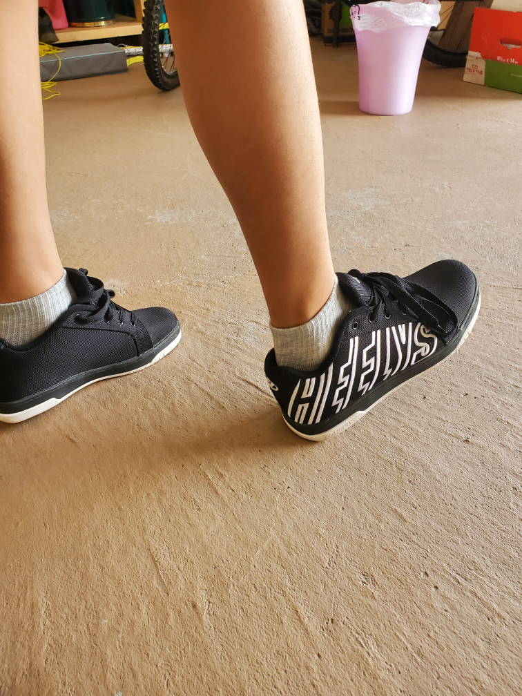 Heelys Black and White Sneakers