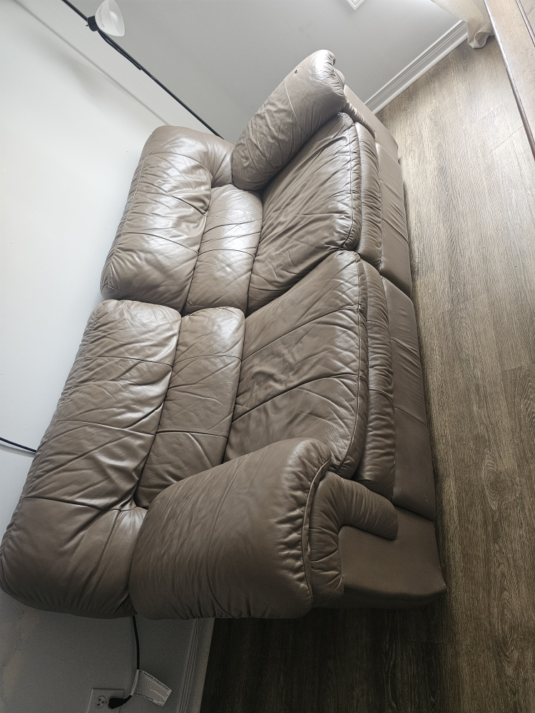 Recliner Sofa - Beige Leather - photo 4