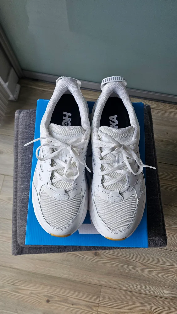 Hoka Clifton L Unisex Shoes - Men's Size 10 / Women's 11 image indicator(2)